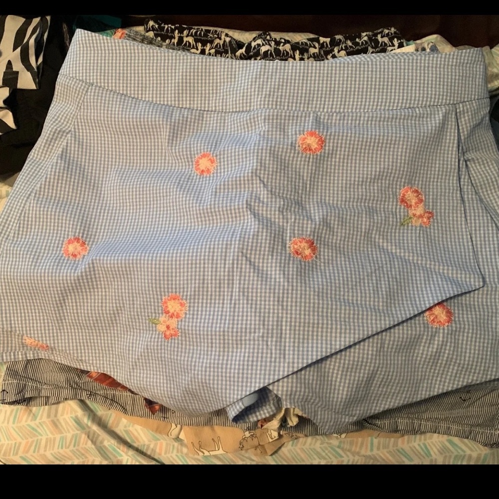 Altar’d State embroidered skort